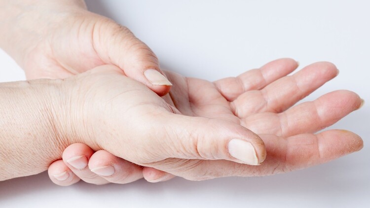 علت ورم دست بعد از عمل جراحی پستان یا ماستکتومی